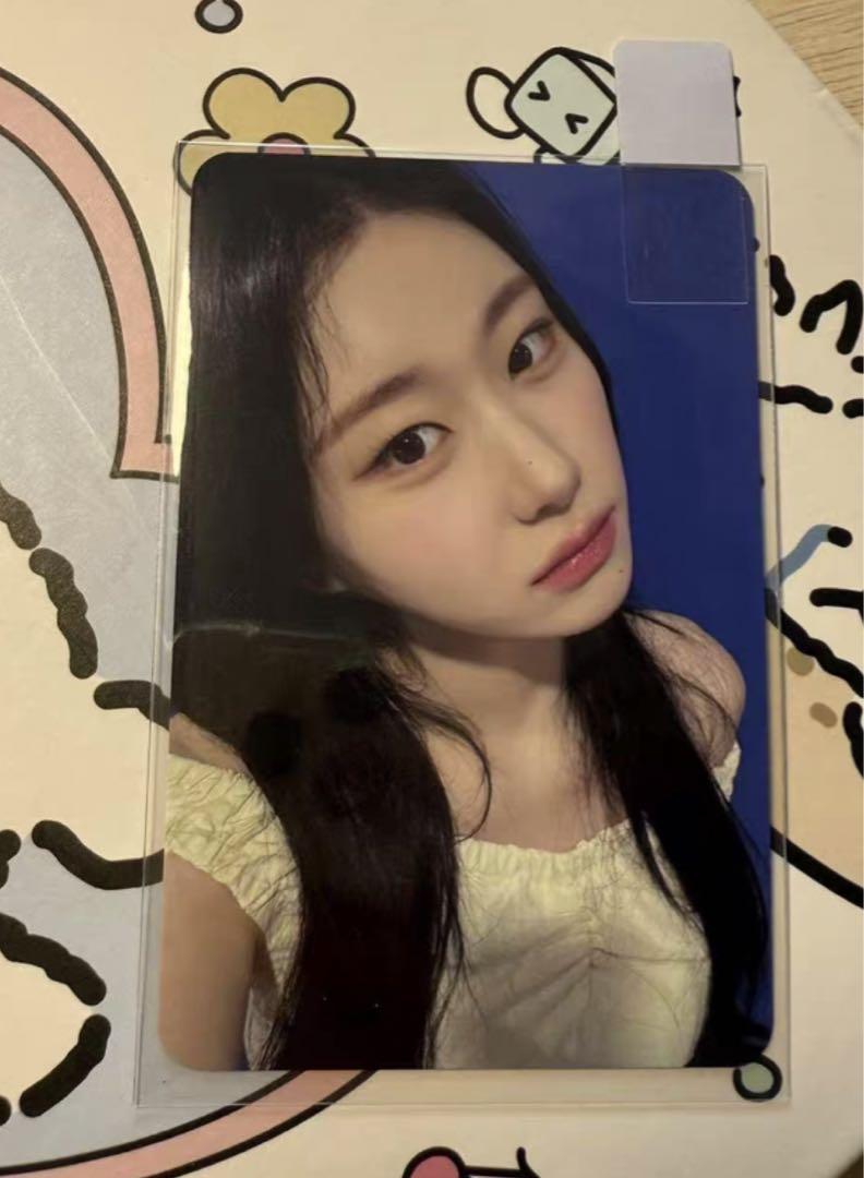 

[USED] itzy GWBG makestar Winner Exclusive Bonus Trading Card Chaeryeong B