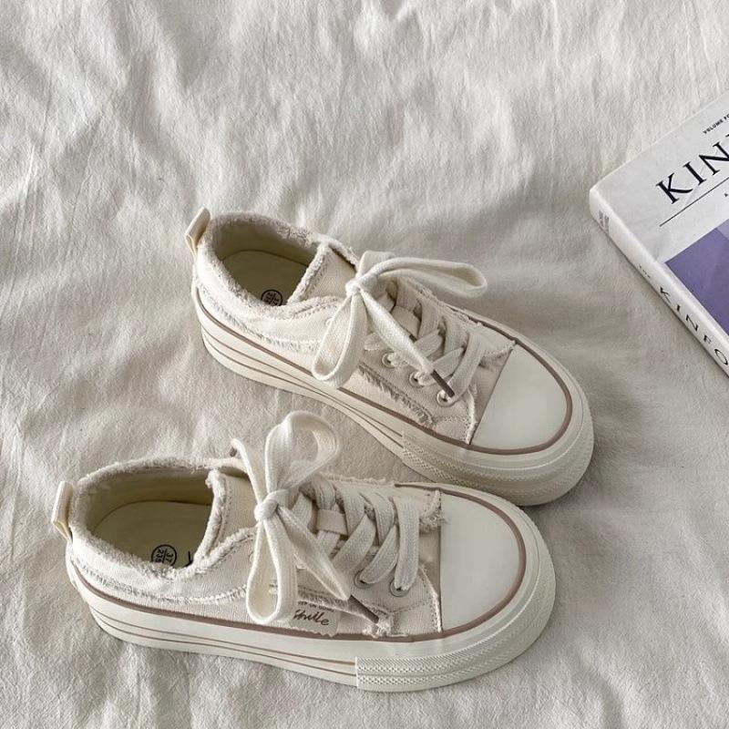 Uncle Xi, milky white round head platform canvas shoes women's 2025 spring new versatile little white shoes Korean chic board shoes