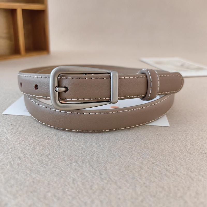 

Простой женский кожаный ремень ручной работы для универсального повседневного и офисного стиля бежевый