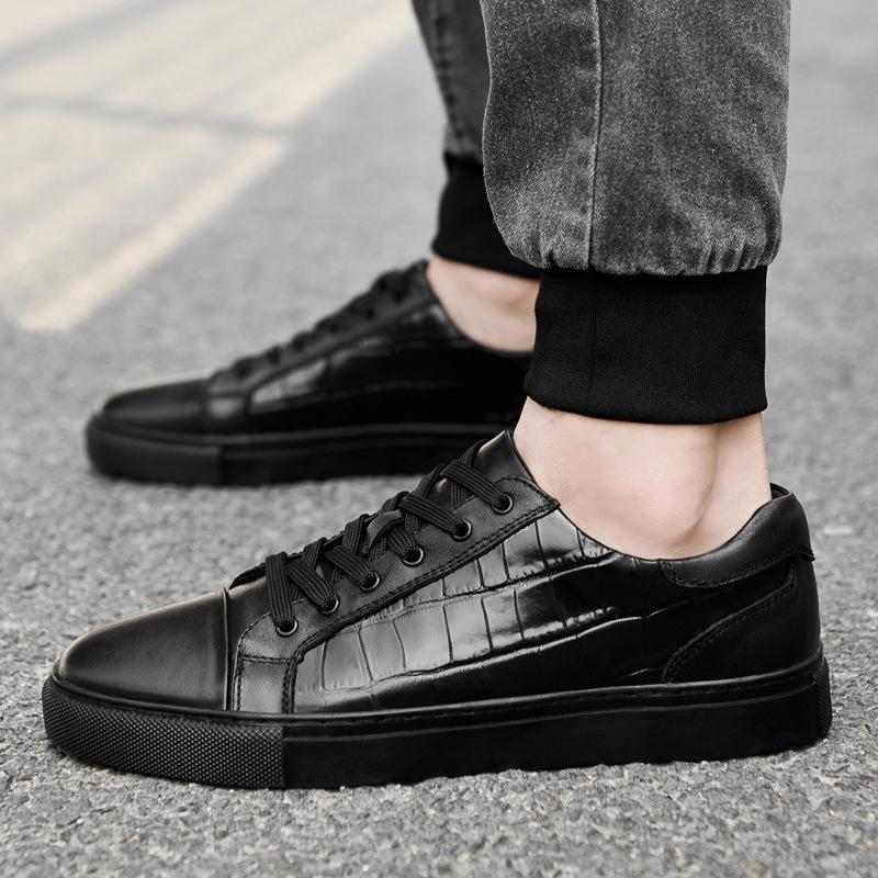 

Мужская обувь 2025 года, весна, новые универсальные модные белые туфли, тонкая толстая подошва, подчеркивающая красоту, тонкие ретро-туфли в британском стиле 36 чёрный