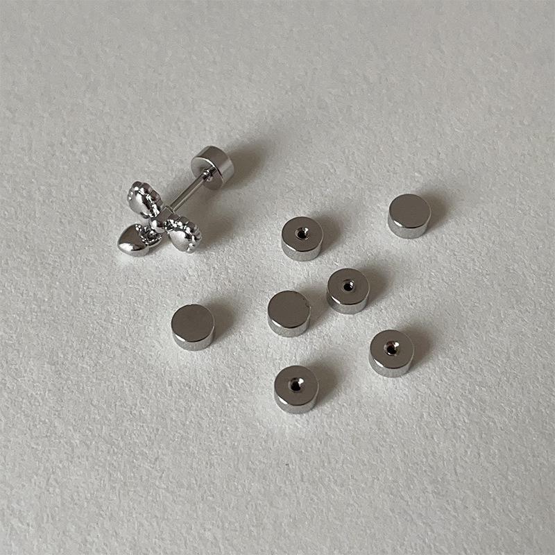 Zircon Bowknot Heart Cartilage Earrings: Chic, Versatile, Simple Earrings for Women