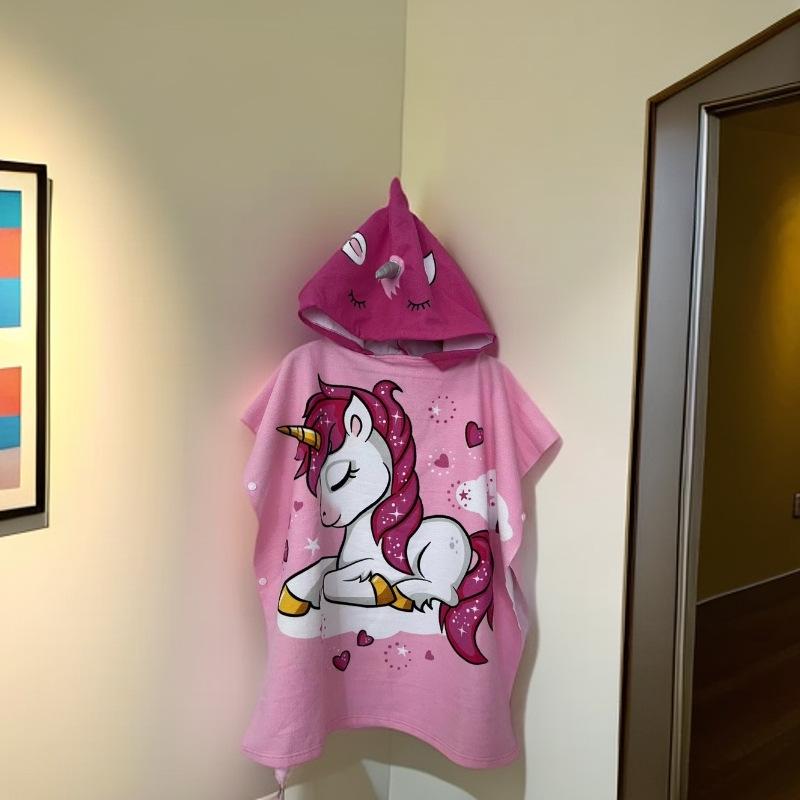 Children's Hooded Bath Towel: Antibacterial, Quick-Drying, Wearable Cloak for Bath or Beach.