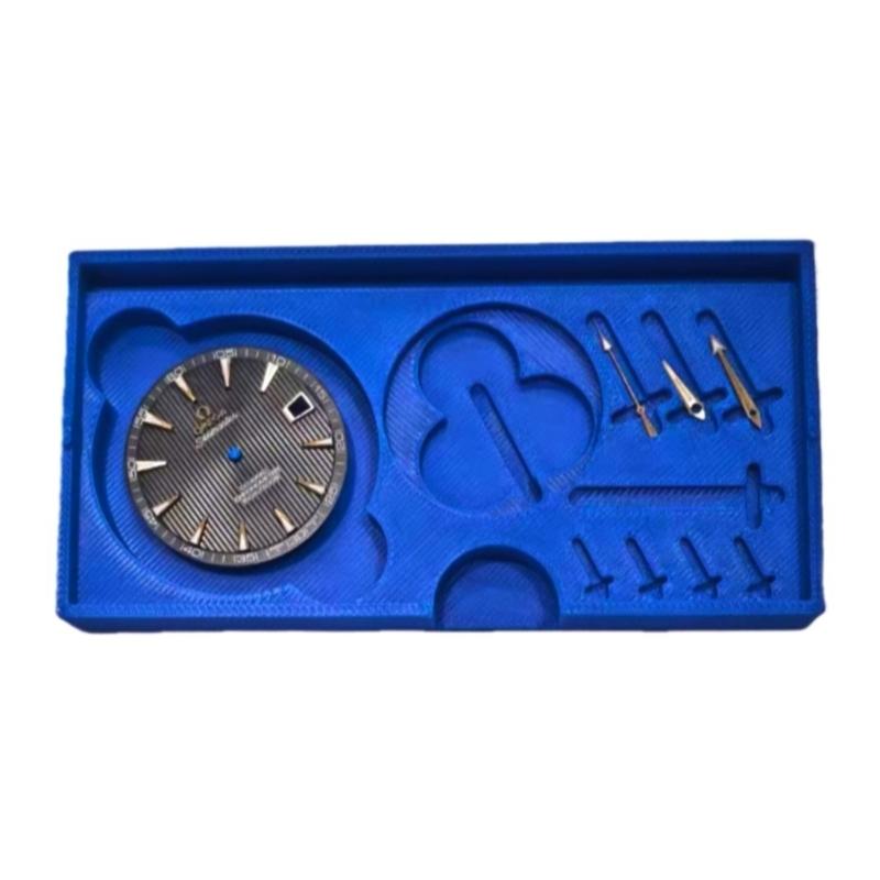 Plastová krabička na ciferníky a ručičky hodinek s více přihrádkami pro designéry šperků a hodináře