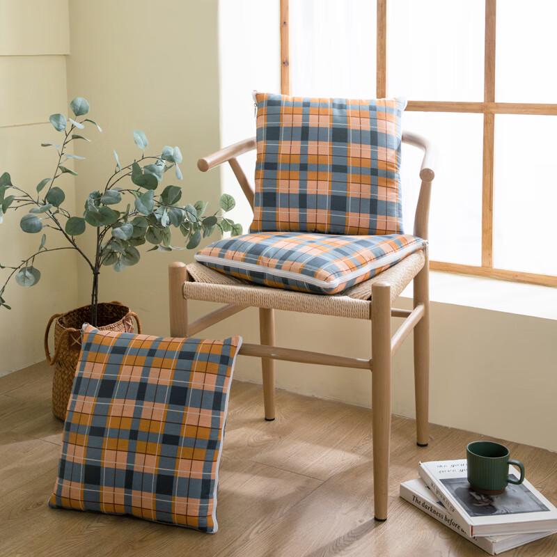 

MUJI Стиранный складной плед-подушка