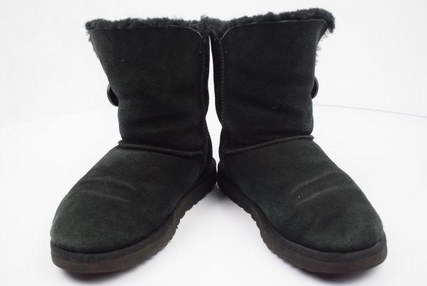UGG Lammfellstiefel Schwarz 23.0 Bailey Button Short Schaffell(GEBRAUCHT)