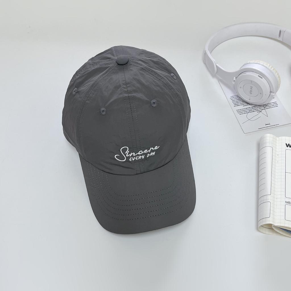Spring and Summer New Quick-drying Baseball Cap Women's Versatile Letter Embroidered Cap Light and Breathable Sun Hat Men