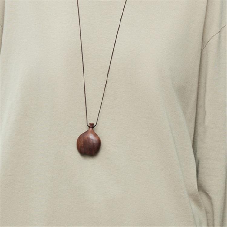 Traditional Chinese Style Wood Pendant Necklace with Sliding Knot Unique Flask Necklace Suitable for Adjustable Fit
