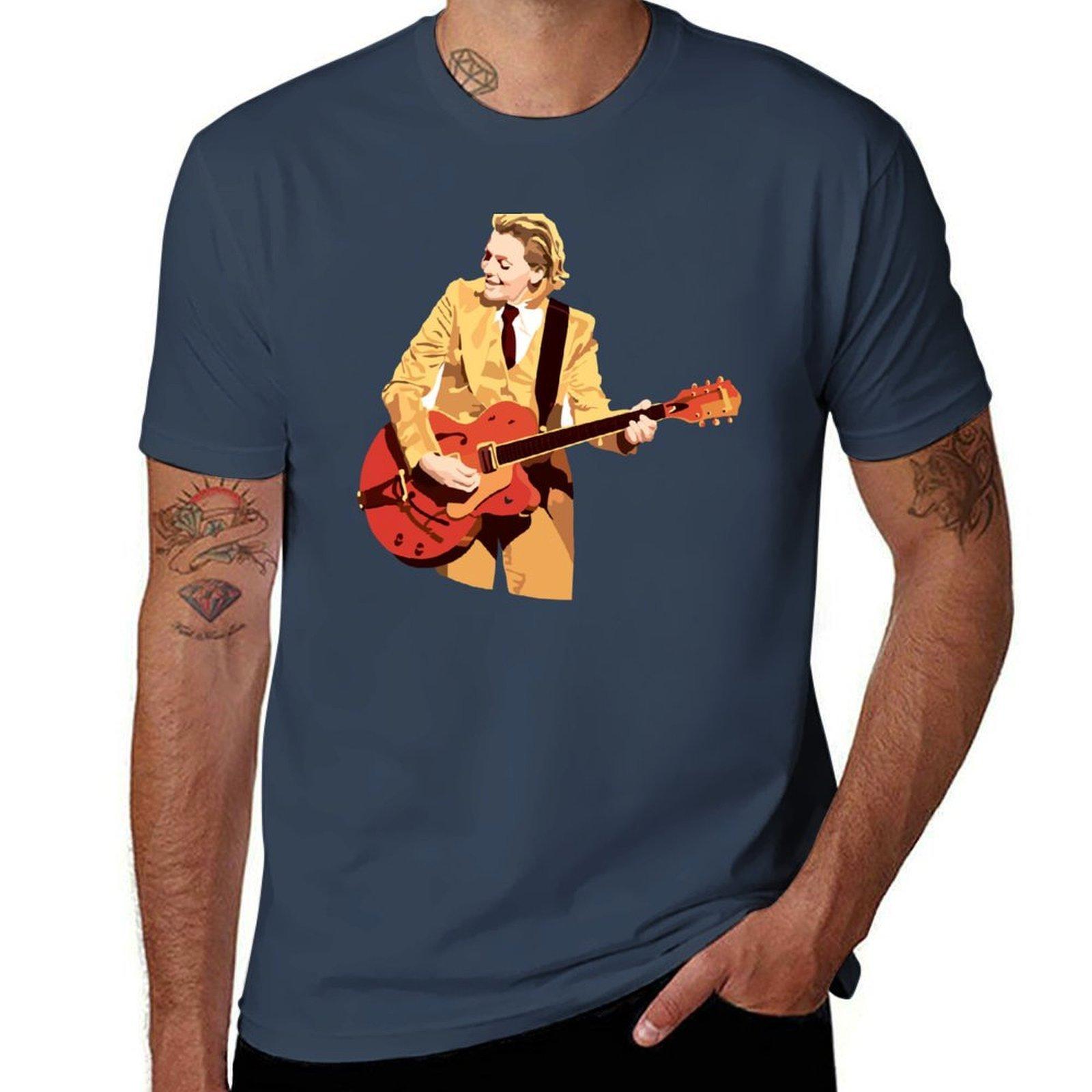 Brandi Carlile Playing Guitar Tshirt Christmas Theme Tee Top S