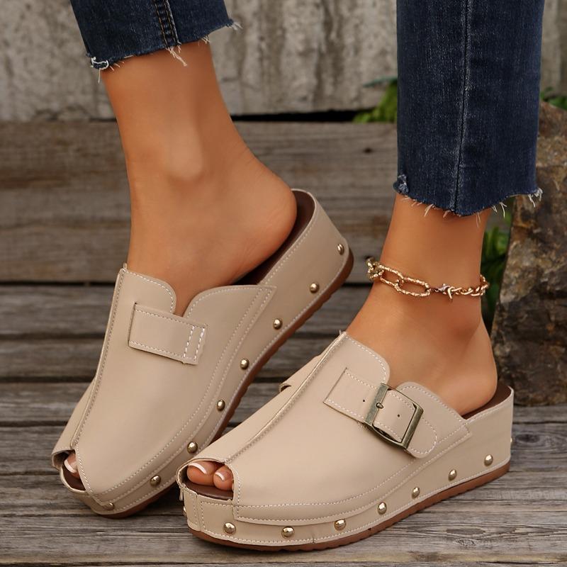 Fashion Women's Platform Slippers Spring New Round Head Deep Mouth Rivet Metal Buckle Anti-slip Wear-resistant Sandals