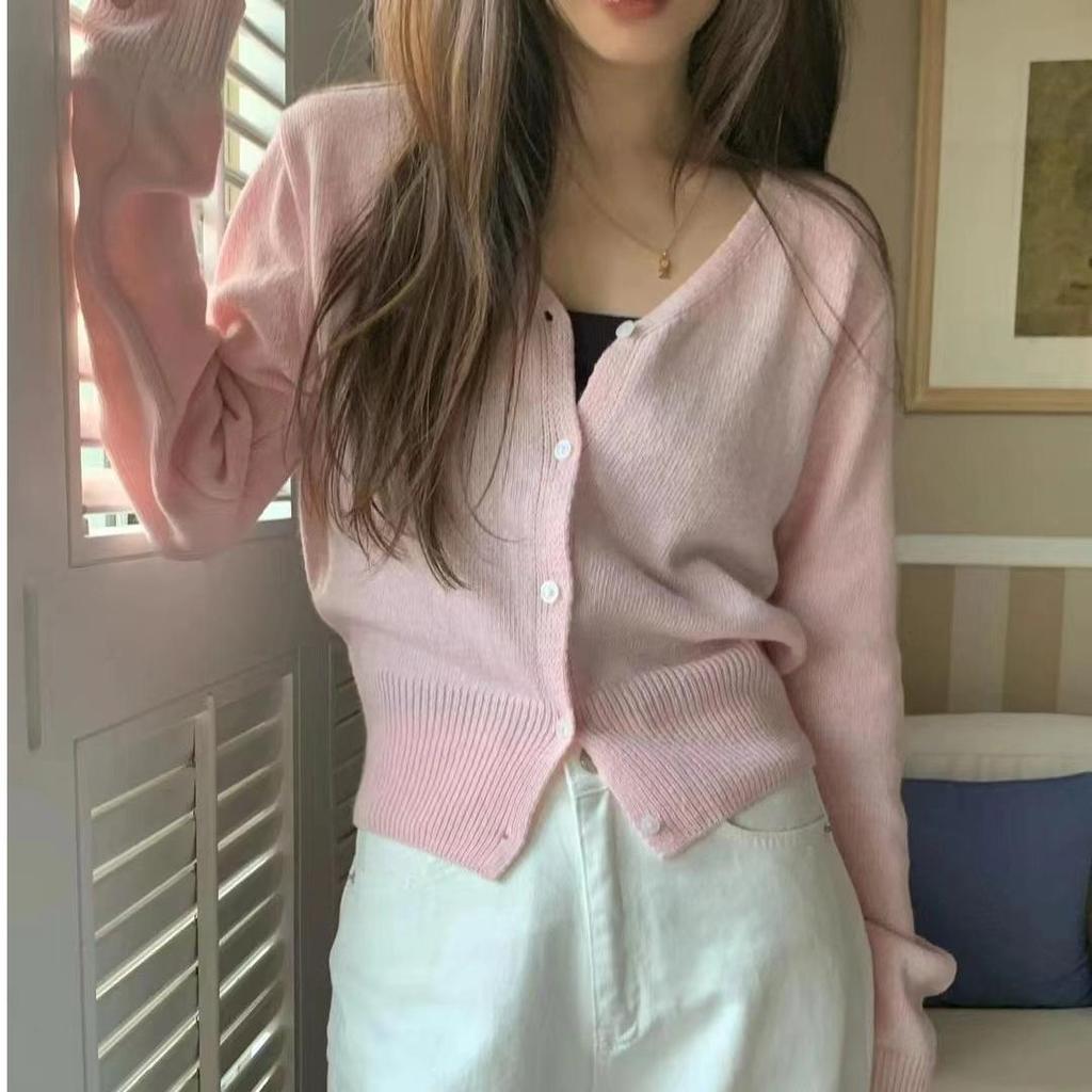 Koreanischer schicker gestrickter Unterziehshirt Damen Elegant Neu Kurzer Cardigan Pullover Oberbekleidung Süß V-Ausschnitt Langarm Tops 2026 Herbst