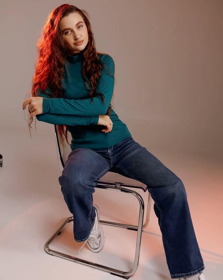 Women’s Classic Turtleneck – Elegant Fit & All-Season Comfort, Any Season, 8047-036 HC