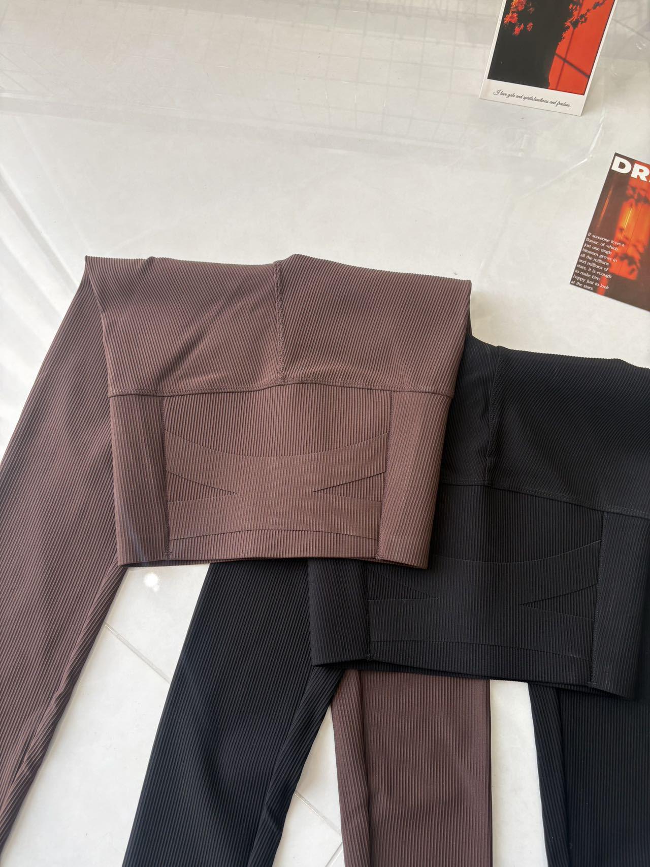

2026 Women s Ribbed Back Cross Waist Shark Fin Pants: Spring/Autumn Wear, Tight-Fit, Slimming, Tummy Control, Butt Lifting Base Layer. Large (L)