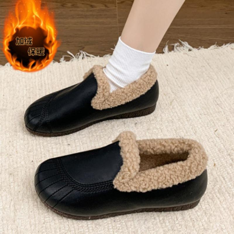 Winter Velvet Little White Shoes, New Female Students Thick-soled Heightening Sports Board Shoes