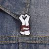 Stylish Brooch Multifuntional Accessory Beautiful Badge Heart Hand Shape Brooch Perfect for Fashion Enthusiasts Present