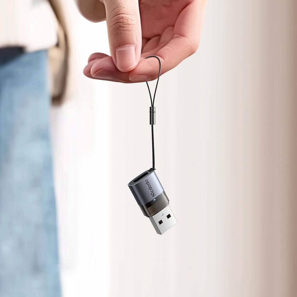 Mcdodo Adapter Przejściówka Usb-A 3.0 Do Usb-C Na Usb Typ C 3A 5Gb Otg Led