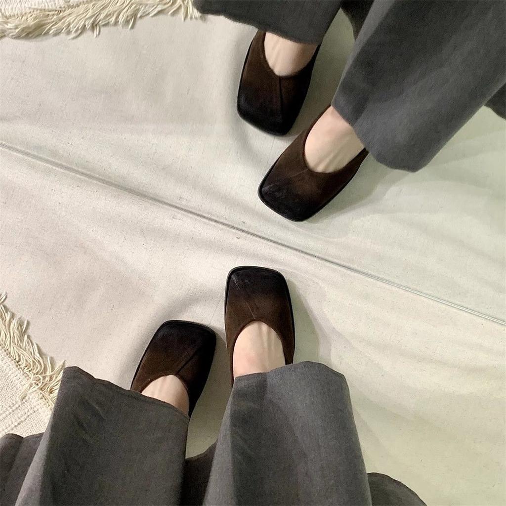 Small single shoes spring explosion shows high Mary Jane shoes niche high value summer Internet celebrity design sense fried street