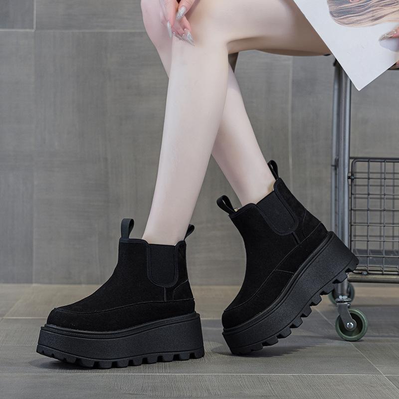 Leather Snow Boots Women s Cotton Shoes Winter Velvet New Retro Platform Short Boots Women s Winter Boots 34 чёрный