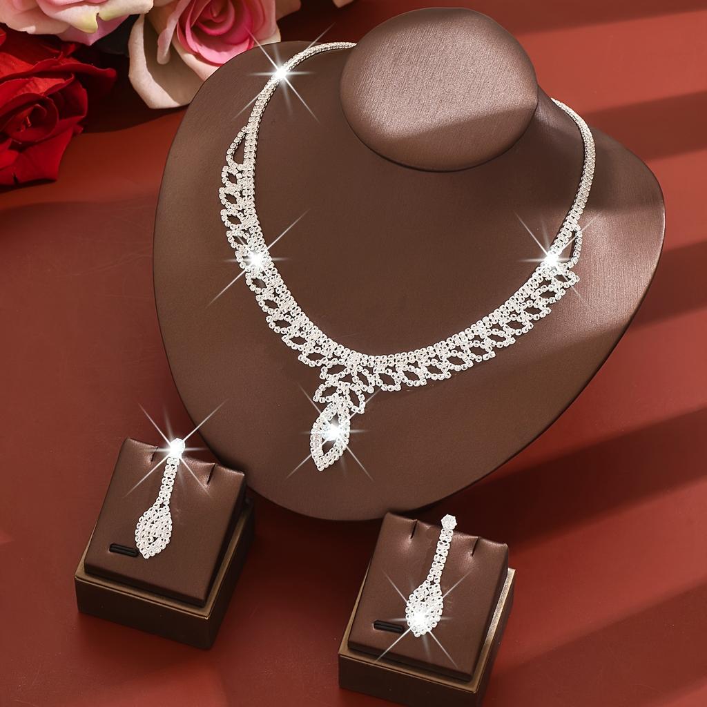 Gioielli da donna, accessori nuziali da sposa, collane, orecchini e braccialetti da donna sono adatti per compleanni e matrimoni da sposa