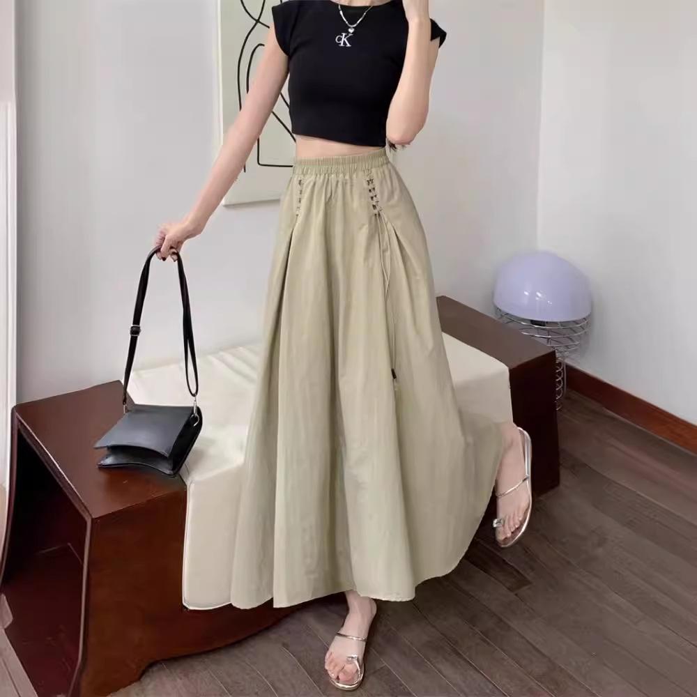 Plus-Size A-Line High Waist Skirt for All Seasons - Casual, Loose, and Slimming Design for Women