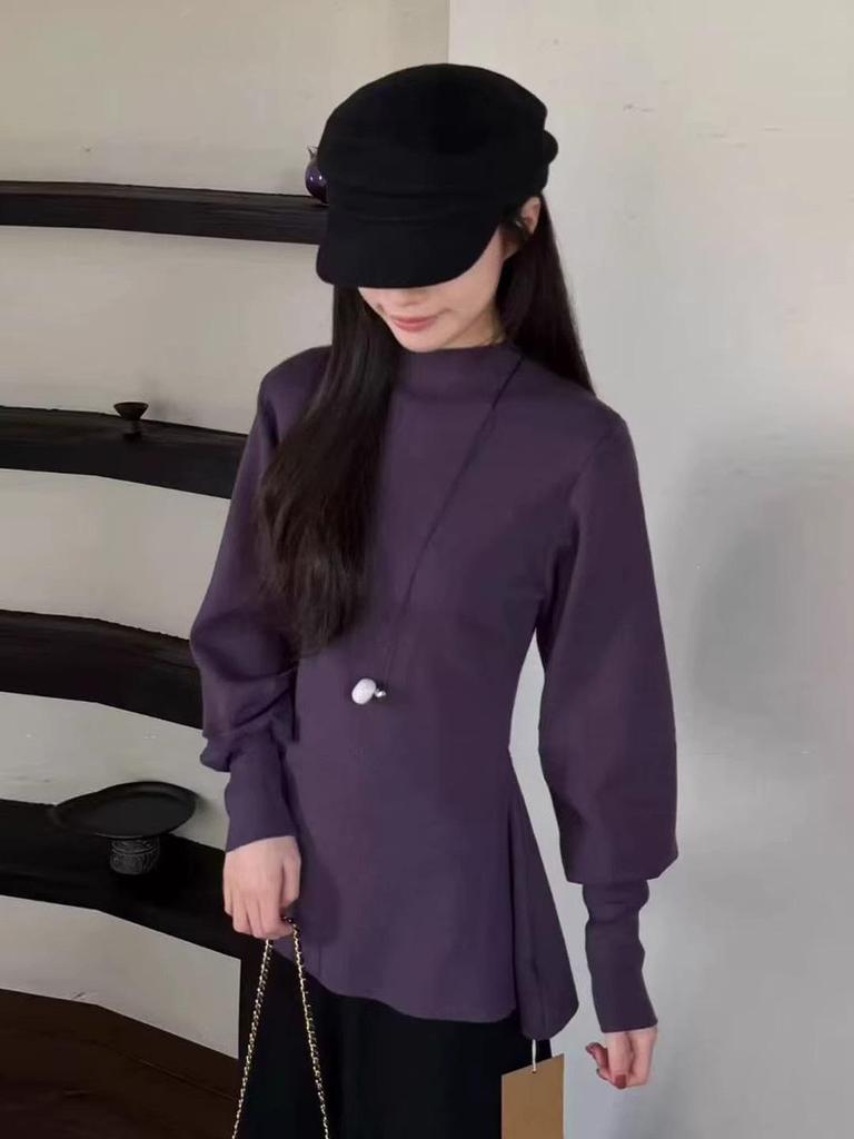 Plus Size Elegant Black Lantern Sleeve Knit Top with Slimming Waist