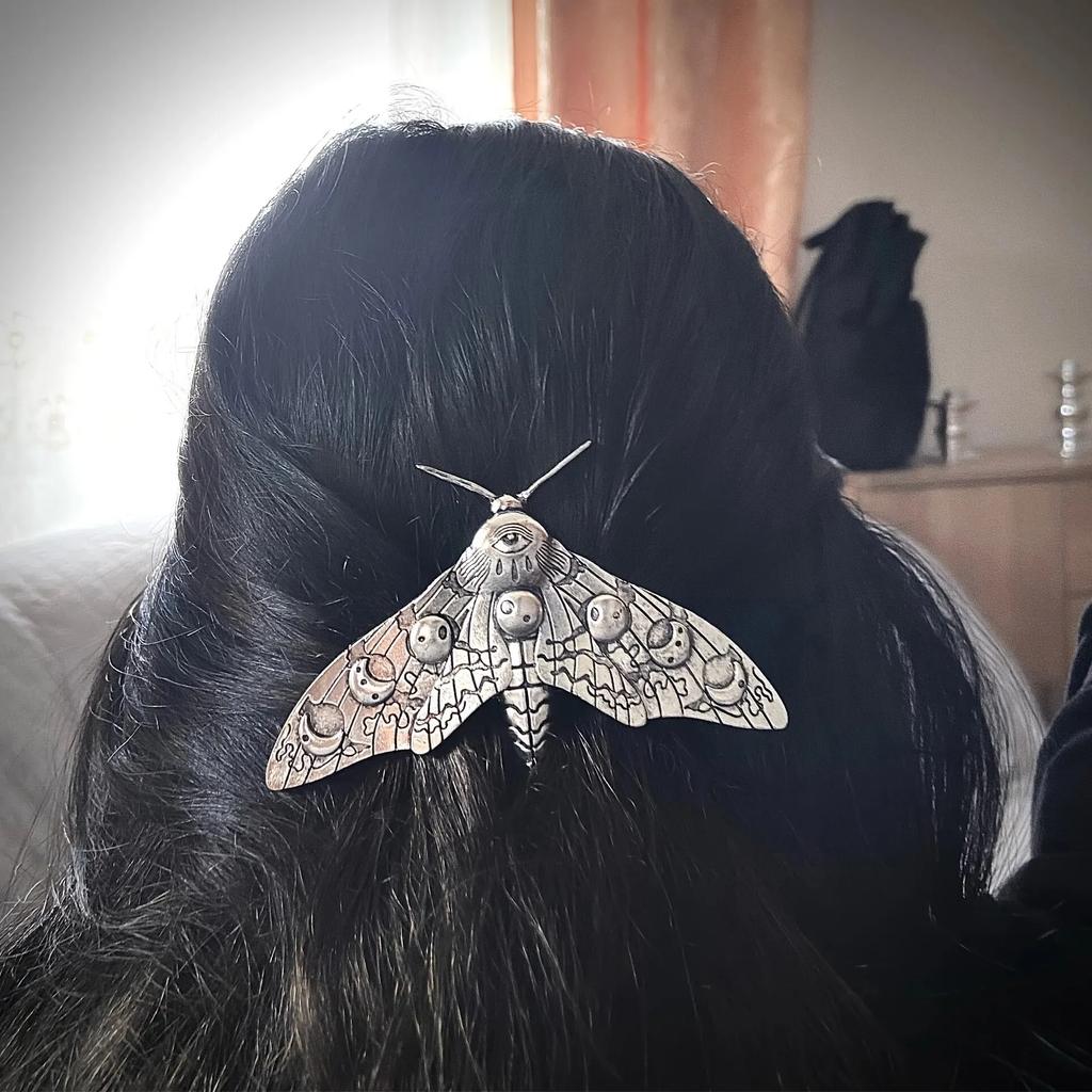 Moth Decor Hair Clip Vintage Gothic Hair Pin Hair Accessories For Halloween Party Decoration Halloween Party Hair Decoration  Elegant Metal Hair Clip