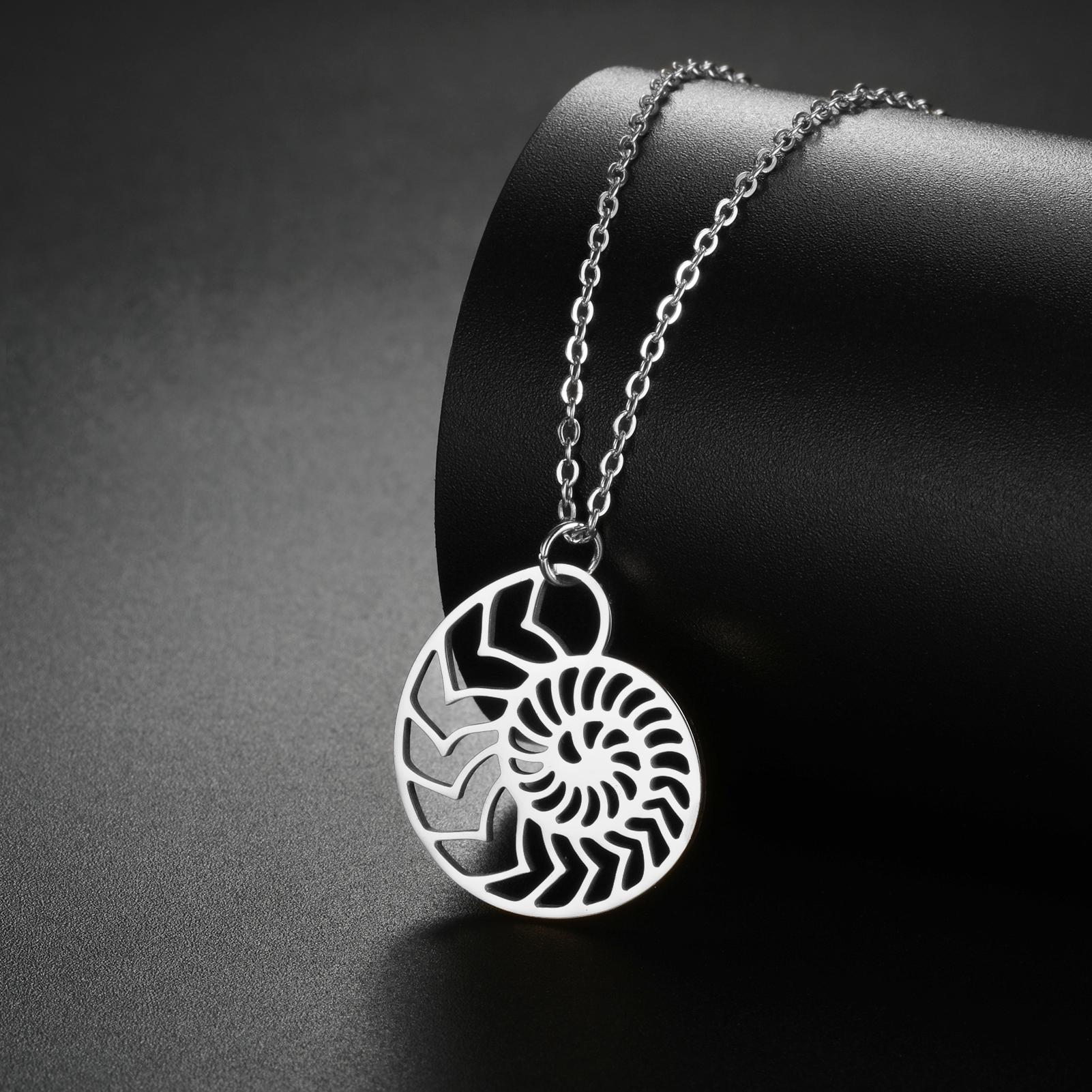 

Teamer Bohemian Geometric Nautilus Women s Necklace Stainless Steel Round Pendant Vintage Wedding Jewelry Valentine s Day Gifts 45cm add 5cm