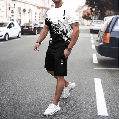 Set sportivo da uomo composto da due pezzi, pantaloncini a maniche corte con scollo rotondo e set da corsa e tempo libero con cuciture 3D di carte da gioco.