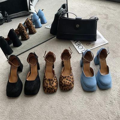 2025 Summer French Style Women's Temperament Chunky Heel Closed Toe High Heels