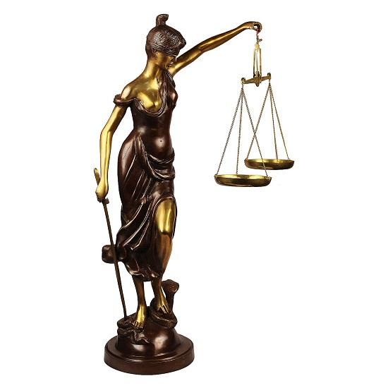 Big Brass 76.2 Cm Andha Kanoon Statue Blind Folded Justice Lady Murti Sculpture Blindfolded Insaaf Ka Taraju Showpiece Murti Home Decor