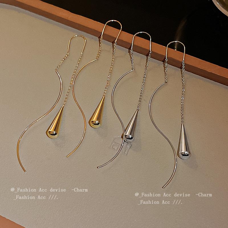 Metal water drop fringed geometric earrings niche simple design earrings European and American high-end temperament earrings