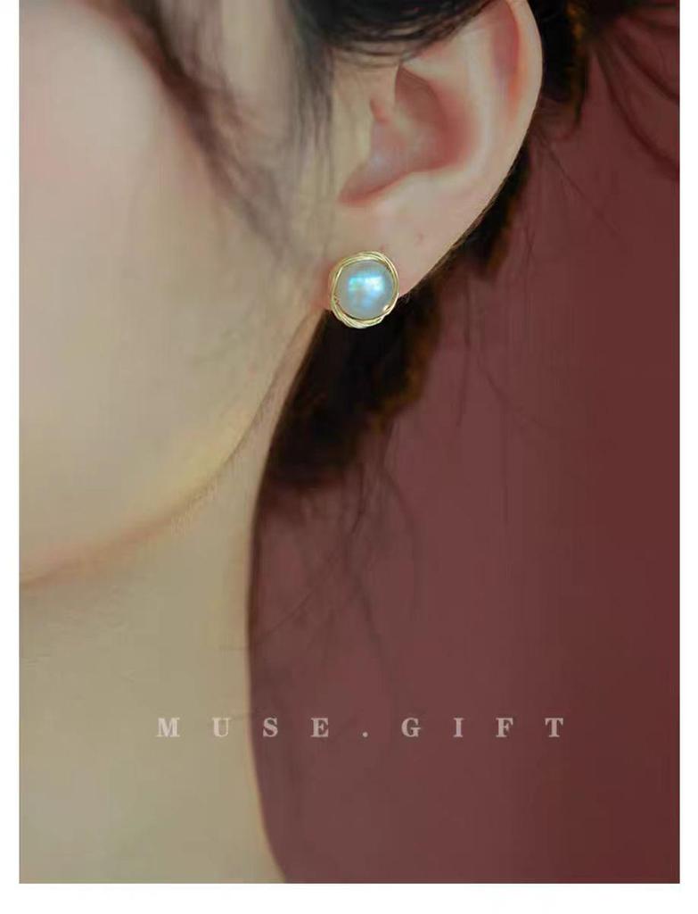 Vintage 6A Freshwater Pearl Stud Earrings - Elegant Light Luxury Gift for Women