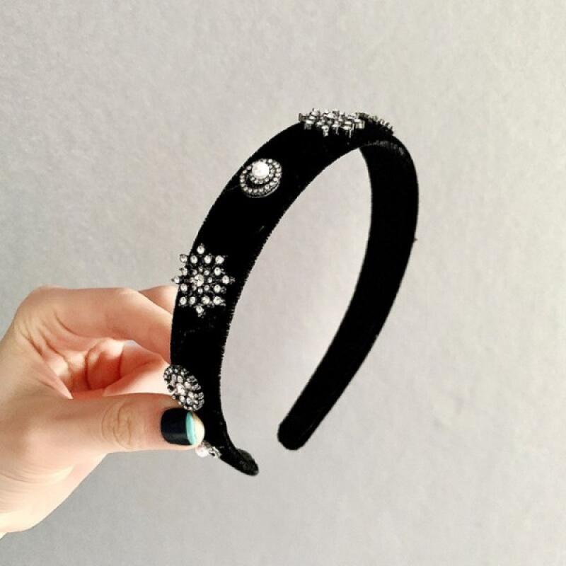 IU Winter Black Velvet Silver Point Cubic Headband