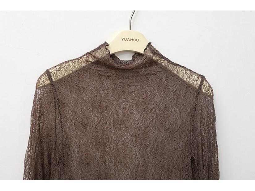 Spring Lace Design: Semi-High Neck Slim Top