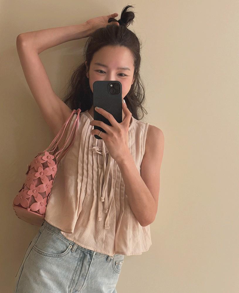 

New Sleeveless Tie-Up Pleated Vest Top - Women s French Style Spring/Summer Collection Extra Large хакі