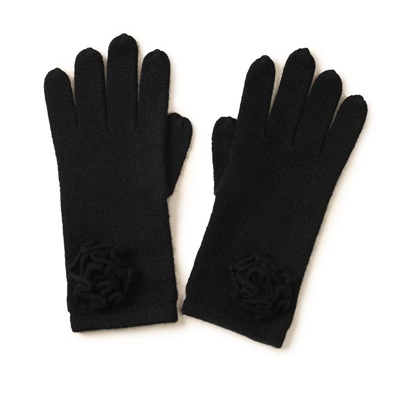 Cashmere Crochet Flower Knit Rose Gloves Hat Set for Autumn/Winter
