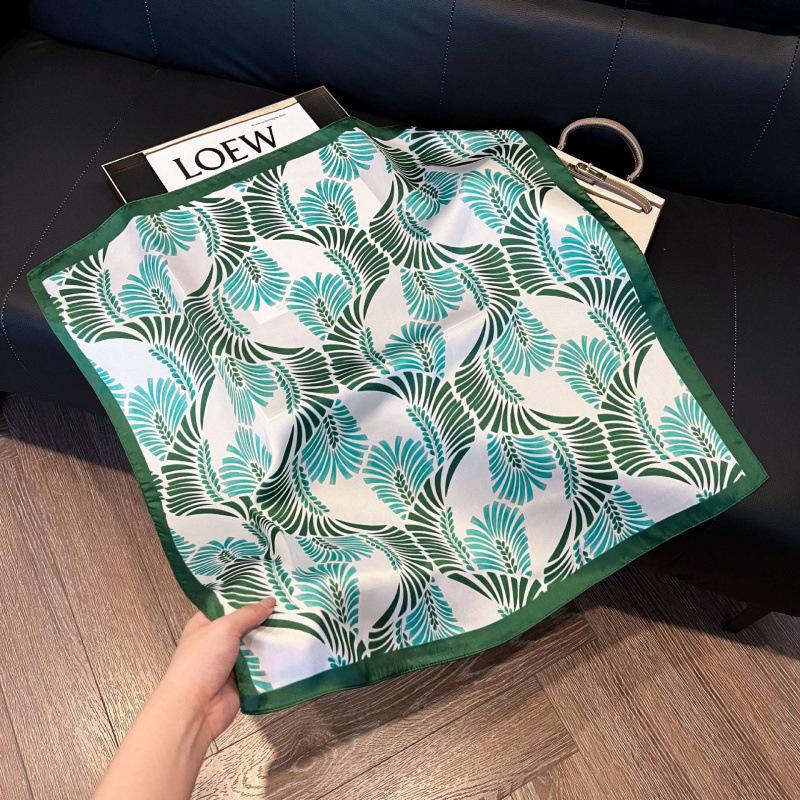 Fashion Black and White Printing Temperament Square Scarf Imitation Silk Korean Version Decorative Scarf Scarf Professional Decorative Shawl Silk Scar
