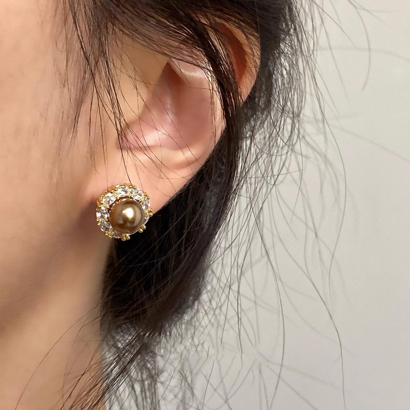 Vintage diamonds inlay sparkling rounds earrings for women elegant and fashion pearl earings stud banquet fine gifts золотой