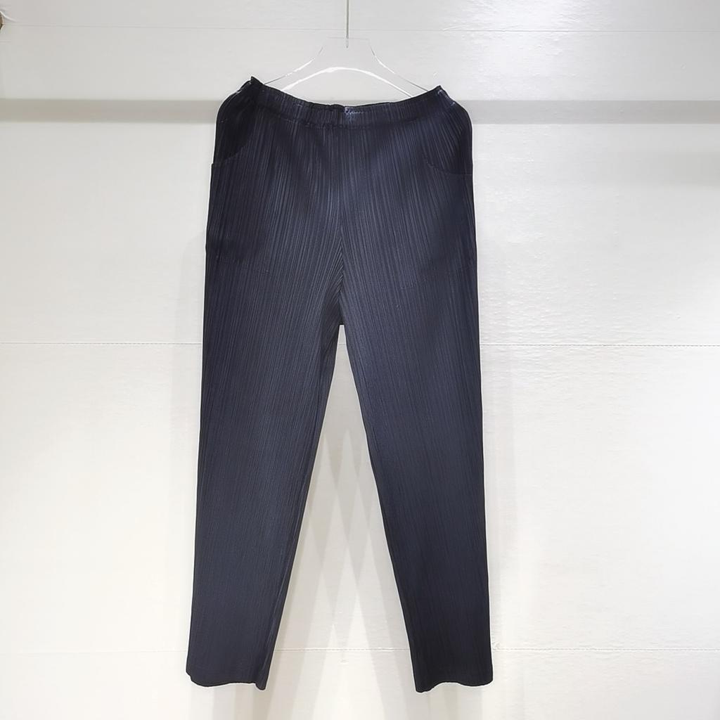 Woman Loose Pleated Pants Solid Slim High Elastic Loose Wide Straight Simple Casual Style Summer Cropped Trousers