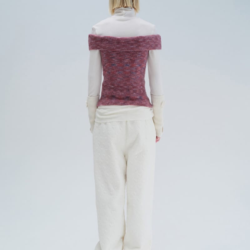 DIAGONAL APPLIQUE HAND WARMER (ivory)