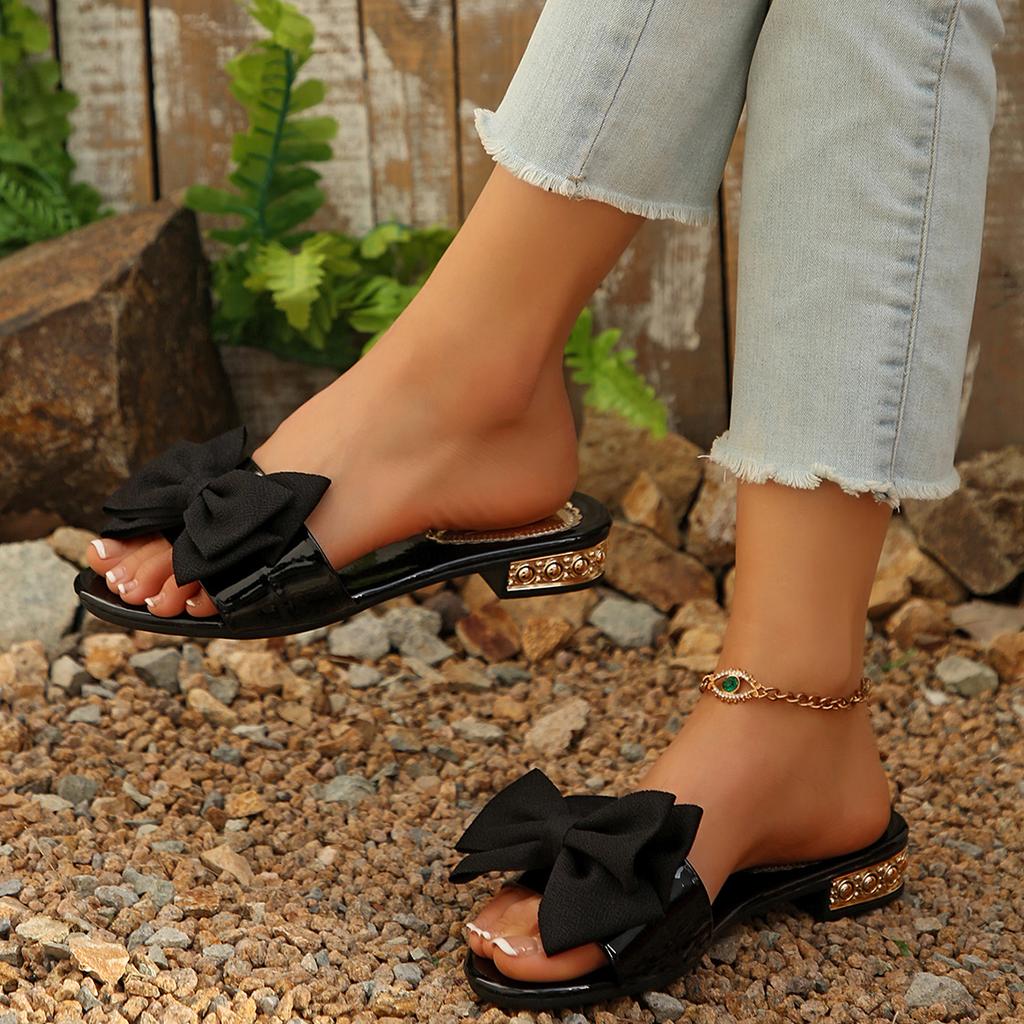 Women Flats Slippers Luxury Outdoor Shoes Women 2025 New Fashion Bow Tie Sandals Casual Beach Slippers Lightweight Slides Women