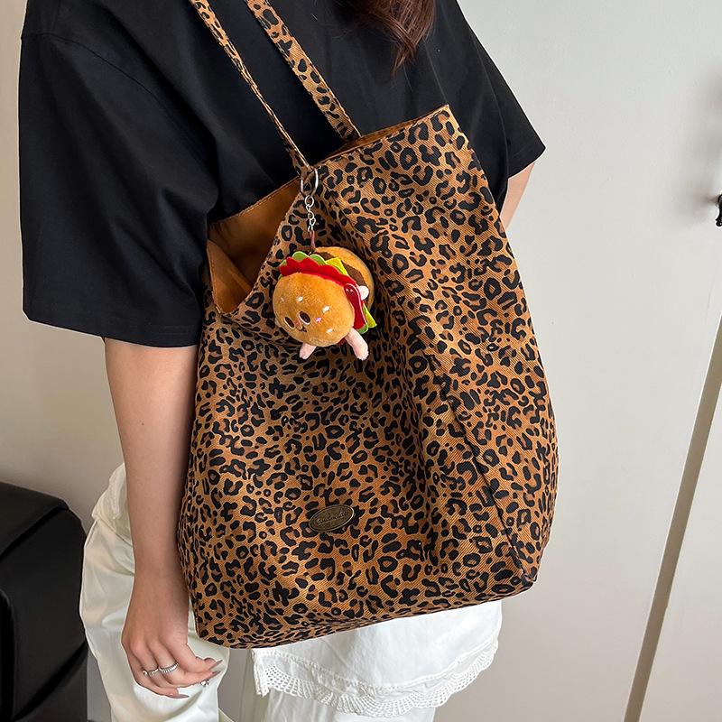 Leopardenmuster Canvas Tragetasche - 2025 Frühjahr/Sommer Mode, Großes Fassungsvermögen, Lässige Pendler-Schultertasche für Damen