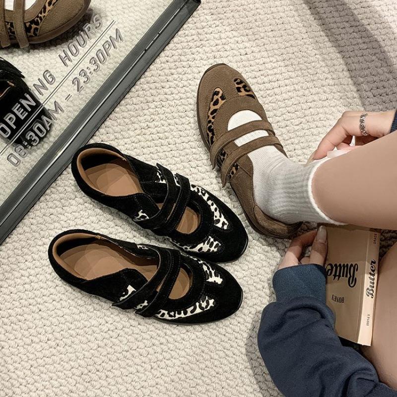 New women's cow anti-velvet casual single shoes fashionable non-slip soft sole one-pedal sheepskin women's shoes four seasons lazy shoes women