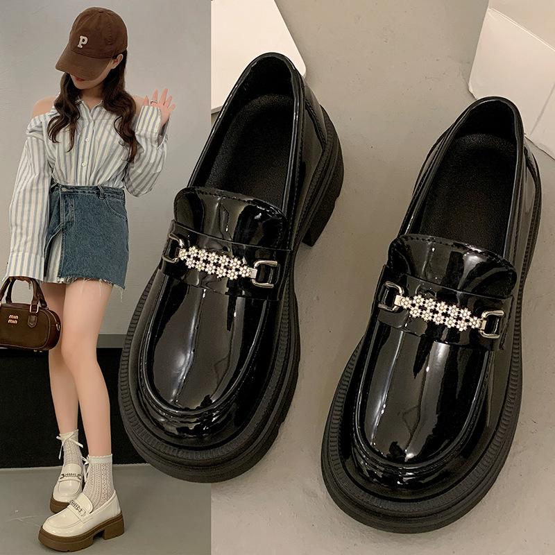 Women's Platform Loafers Slip-On Lug Sole Chunky Heel Penny Loafers for Women Comfortable Business Casual Work Shoes with Metal Chain Dressy Shoes