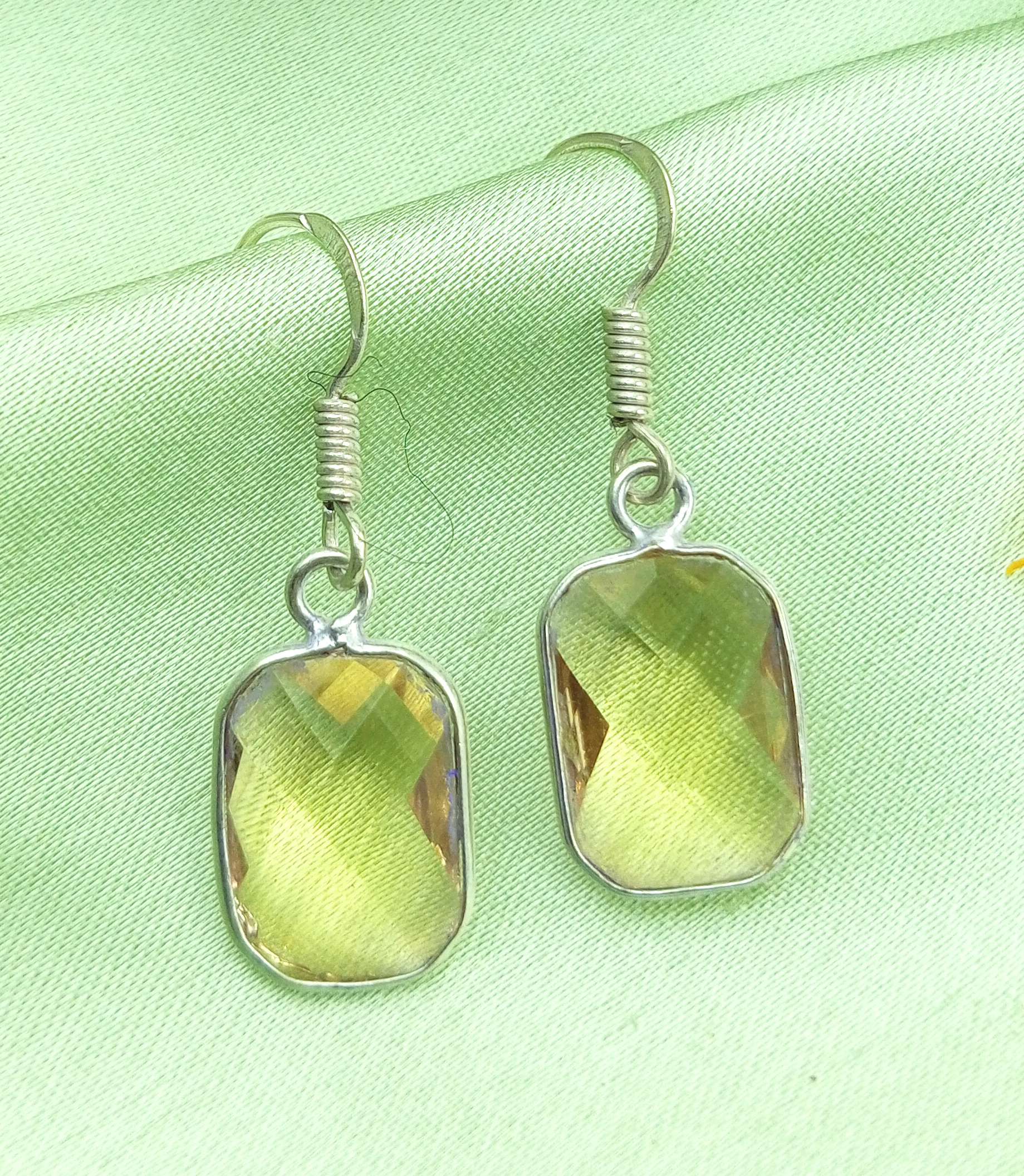 

Желтый топаз драгоценный камень стерлингового серебра 925 пробы крючок женские серьги ювелирные изделия WHE-E34