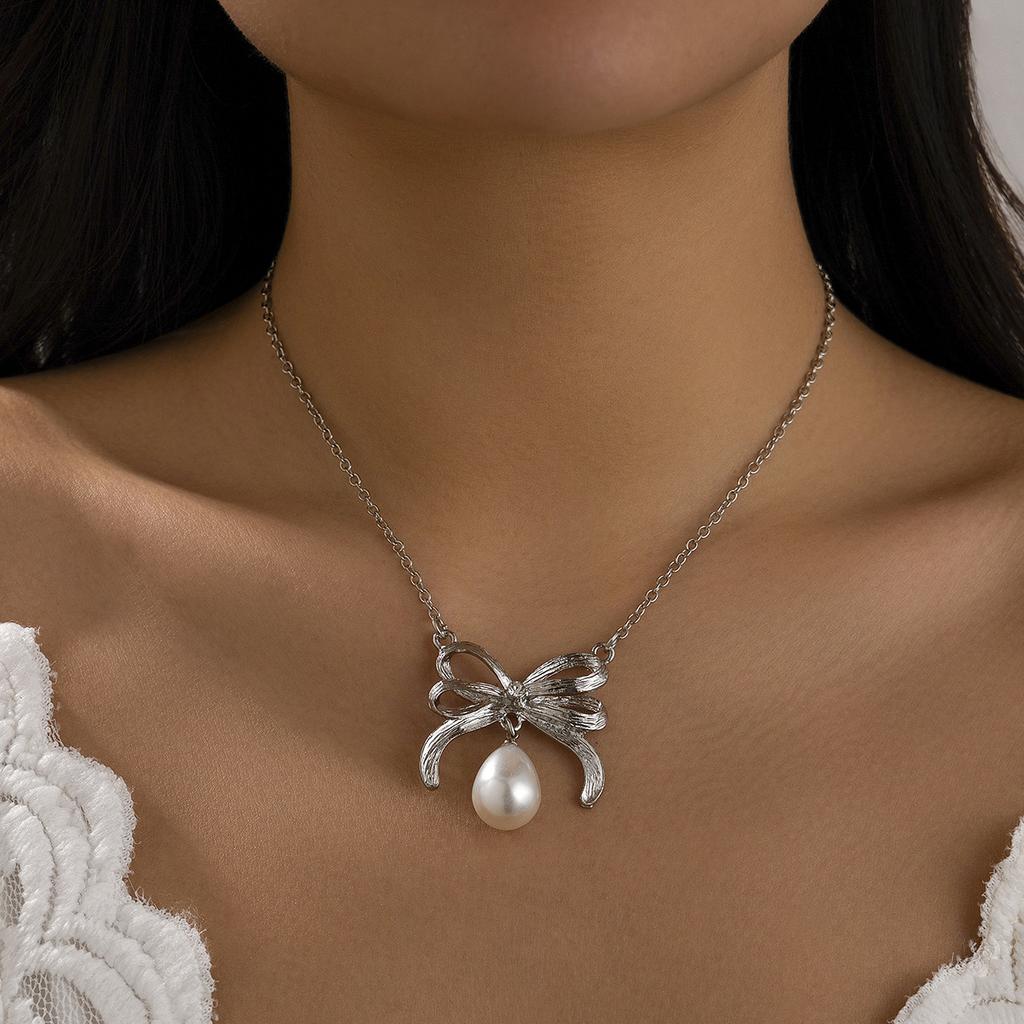 Bownecklace Bow Pearl Necklace Niche Metal Design Ribbon Necklace