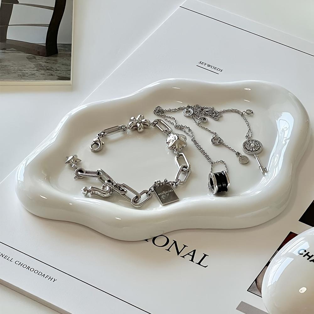 Ceramiczna tacka na biżuterię w kształcie chmury, dekoracyjna statuetka kolekcjonerska, dekoracja domu o tematyce kosmicznej, wszechstronna do różnych typów pomieszczeń