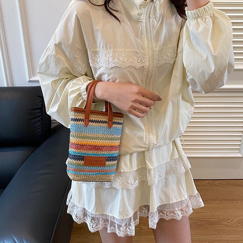 Summer Trendy and Fashionable Mobile Phone Bag, A Niche and Simple Crossbody Bag