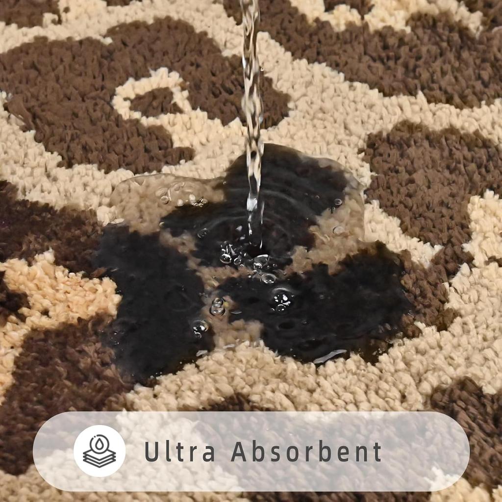 Leopard Print Bathrooom Rugs, 20"x32" Cute Animal Pattern Bath Mat, Soft Absorbent Thick Microfiber, Non-Slip Machine Washable, Funny Fluffy Bathmat