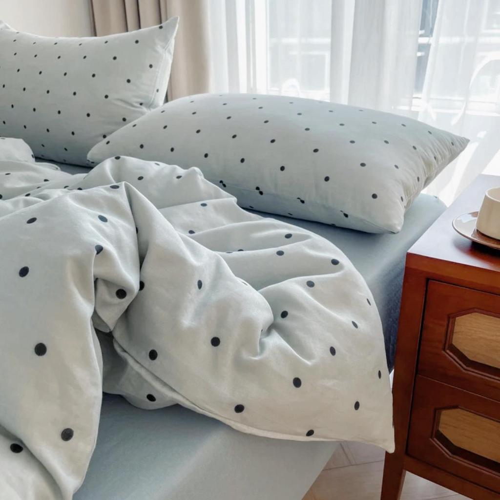 A-Class Cotton Duvet Cover: Double Layer Gauze for Fresh & Simple Style, Fits Single/Double Beds
