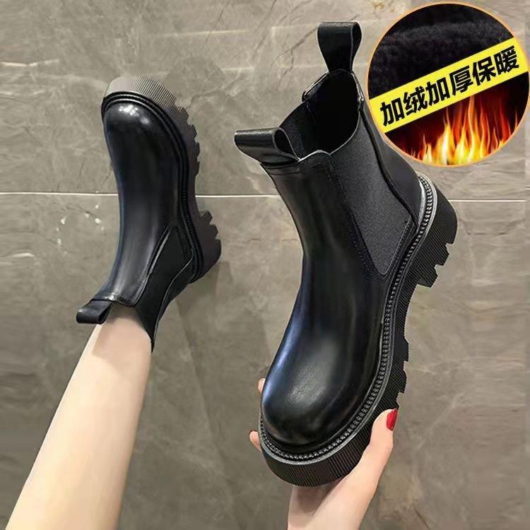 Popular foreign style Chelsea short boots 2025 autumn and winter new cigarette boots non-slip thickened snow boots Martin boots women